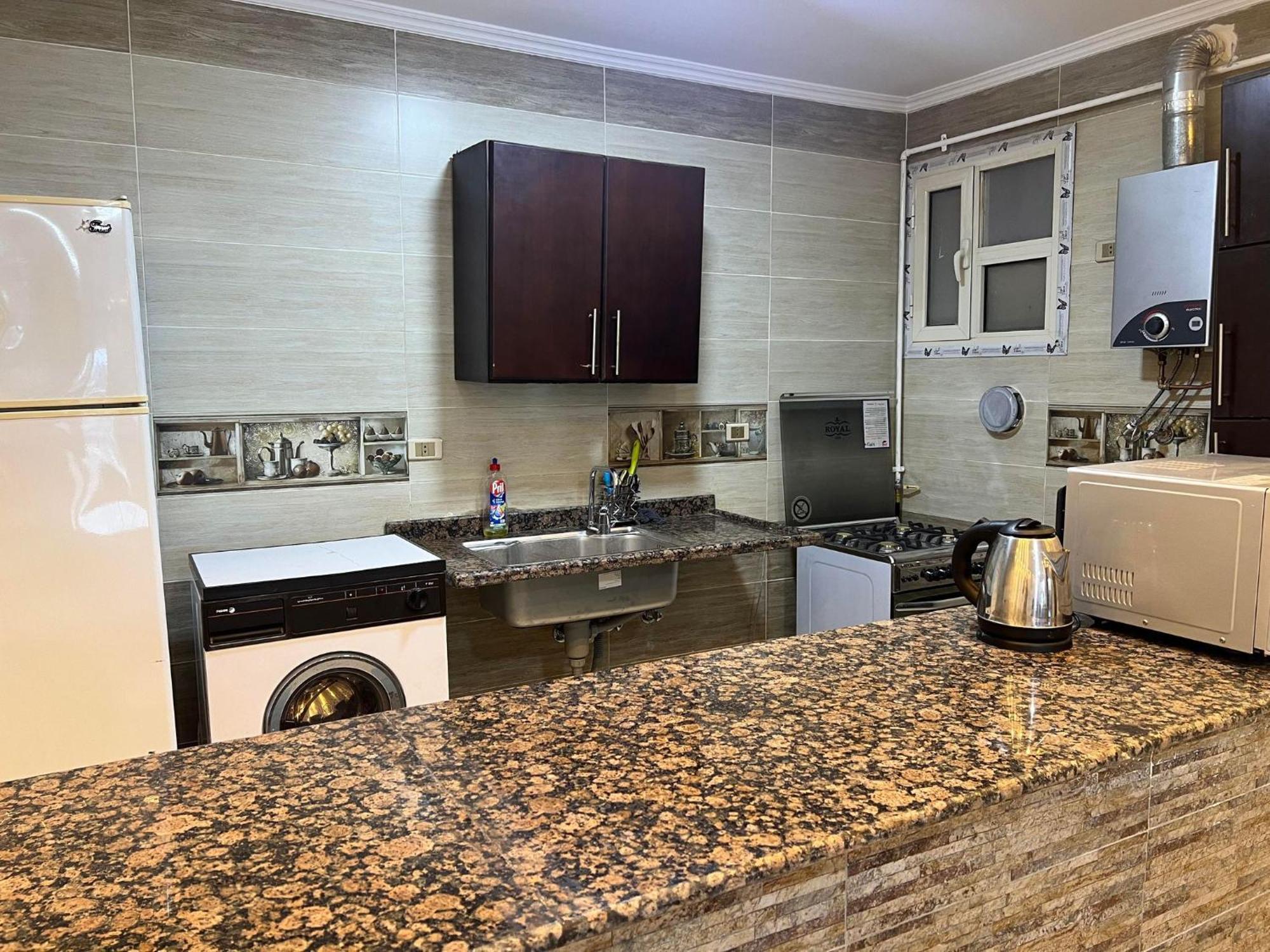 Comfy Luxurious Apartments In Central Location In Mansheyet El Bakry East Kairo Eksteriør bilde